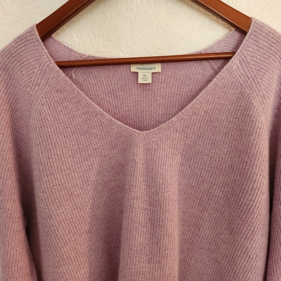Sundance 100% Cashmere Lavender V-Neck Women's Sweater - Picture 5 of 8